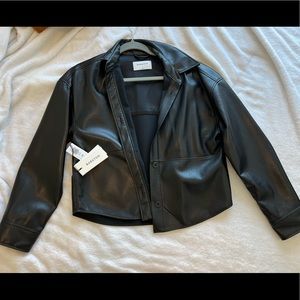 Aritzia Pelli Hip Shirt Jacket